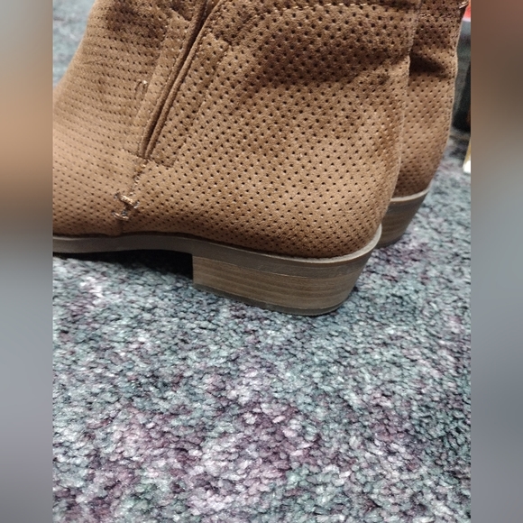 Never worn universal thread co. Taupe/brown slip on booties - Picture 11 of 16